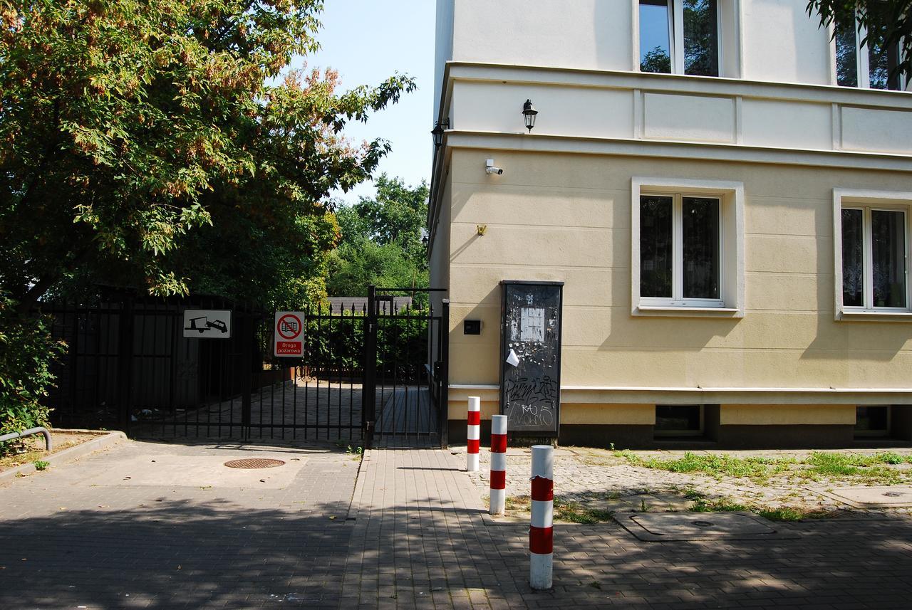 ワルシャワApartament - Chelmskaアパートメント エクステリア 写真